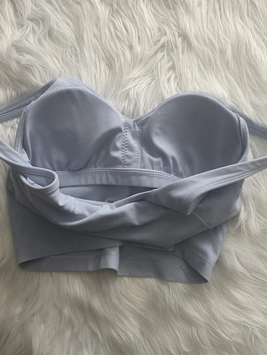 Lululemon Light Blue Athletic Crop Tank Size 4 - Picture 3 of 5